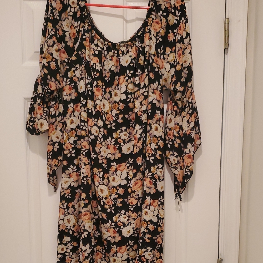 Vibe Black Floral Long-Sleeve Off-Shoulder Dress